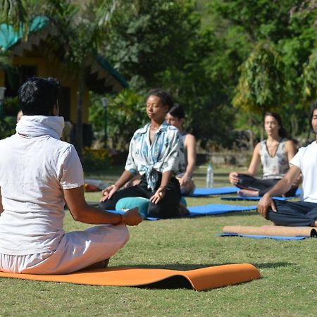 Rishikesh Adiyogi Hotel Buitenkant foto